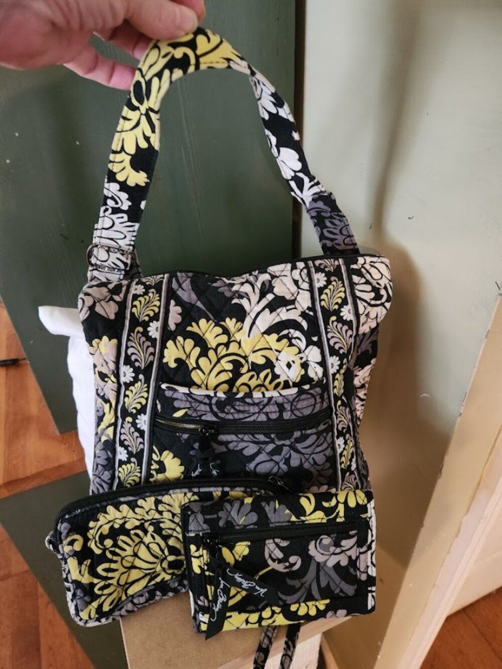 This is nice three-piece set